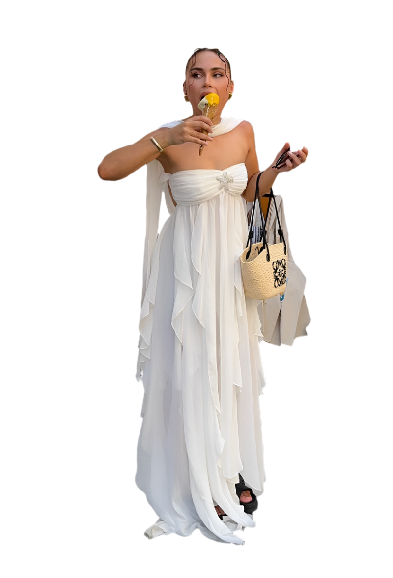 Vestido Blanco Asimétrico de Malla sin Tirantes con Volantes y Flecos