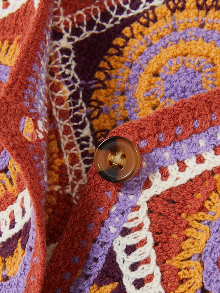 Conjunto bohemio para mujer de 2 piezas con top de tirantes en V y falda mini tejida de colores de talle alto