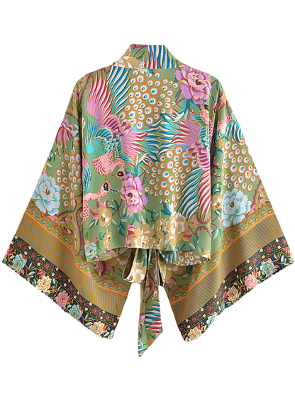 Outfit Boho chic 2-piece set with floral print short kimono and wide-leg pants