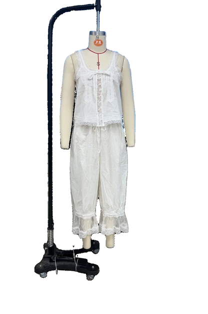 Vintage boho chic outfit set with sleeveless lace blouse and drawstring pants