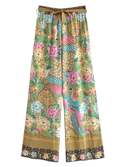 Outfit Boho chic 2-piece set with floral print short kimono and wide-leg pants