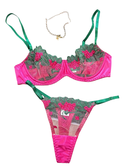 Elegant Lingerie Set with Floral Lace Bra, Sexy and Exotic