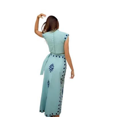 Outfit Conjunto bohemio vintage de 2 piezas con top corto bordado con hombreras y falda con cordones y estampado floral