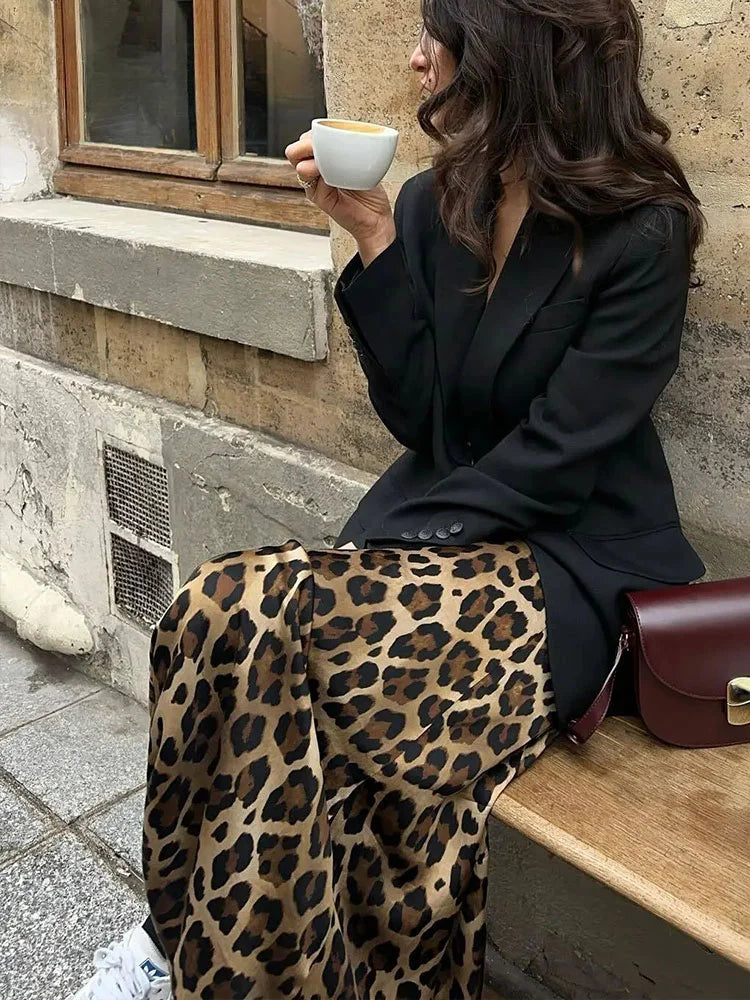 Falda Midi Vintage de Cintura Alta con Estampado de Leopardo