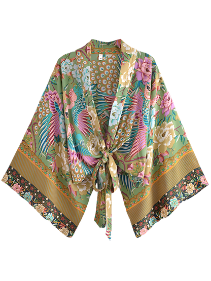 Outfit Boho chic 2-piece set with floral print short kimono and wide-leg pants
