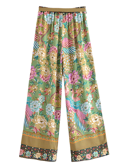 Outfit Boho chic 2-piece set with floral print short kimono and wide-leg pants