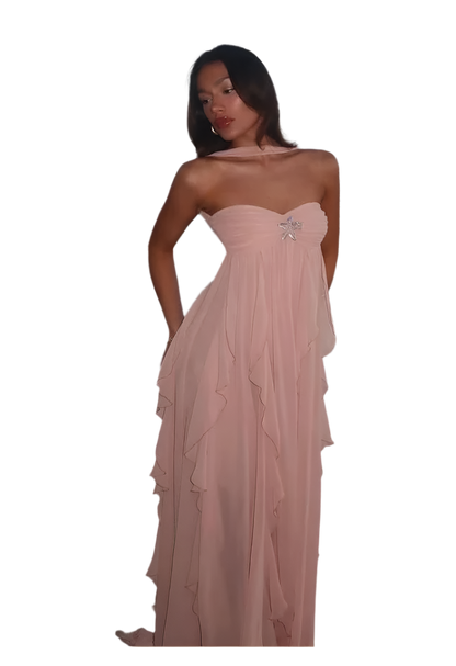 Vestido Blanco Asimétrico de Malla sin Tirantes con Volantes y Flecos